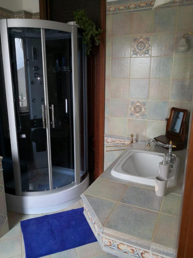 Lux Rho Fiera Bed and Breakfast Lainate Buitenkant foto