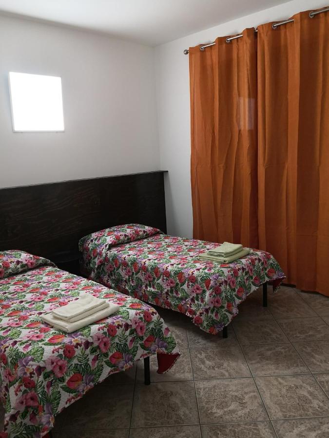 Lux Rho Fiera Bed and Breakfast Lainate Buitenkant foto