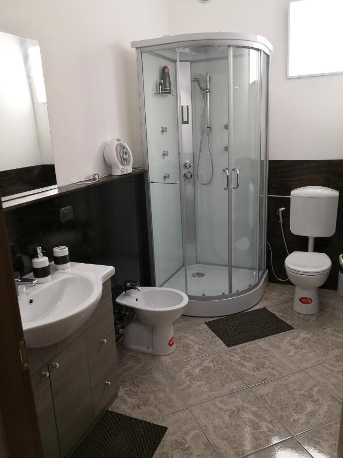 Lux Rho Fiera Bed and Breakfast Lainate Buitenkant foto